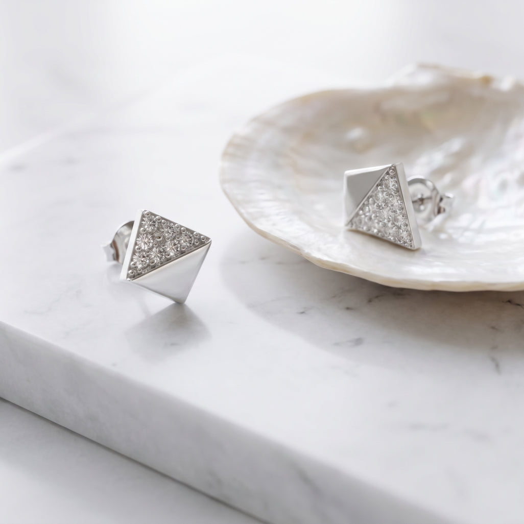 Apex Geometric Studs