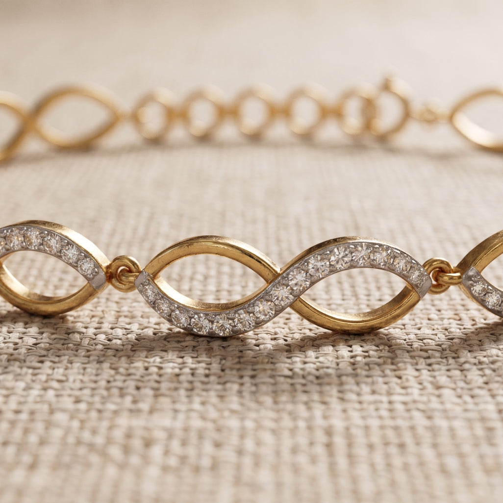 Gold Wave Link Bracelet