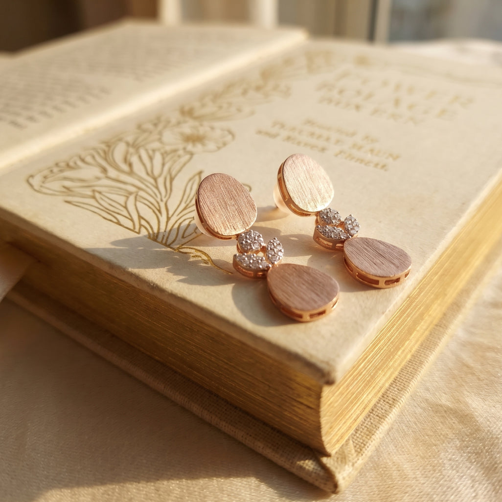 Brushed Oval Moissanite Flower Jewellery Set