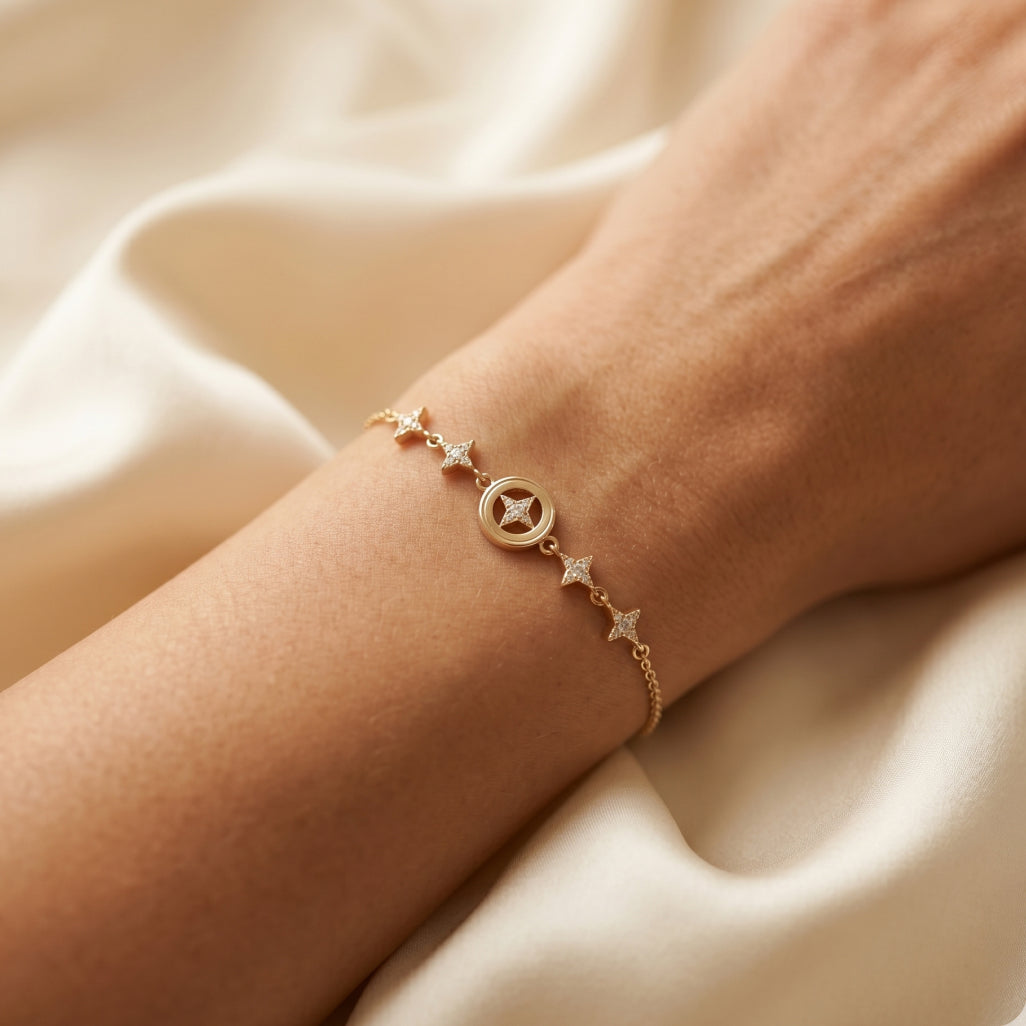 North Star Circle Station Chain Bracelet