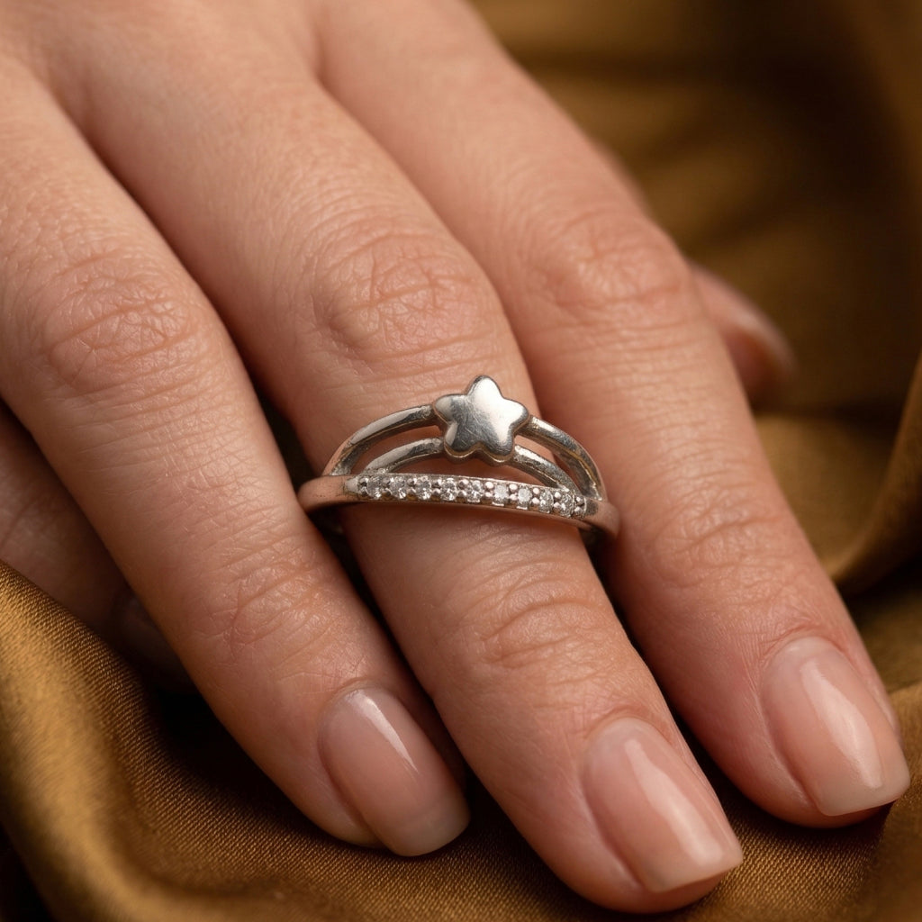 Double Rail Spike Center Ring