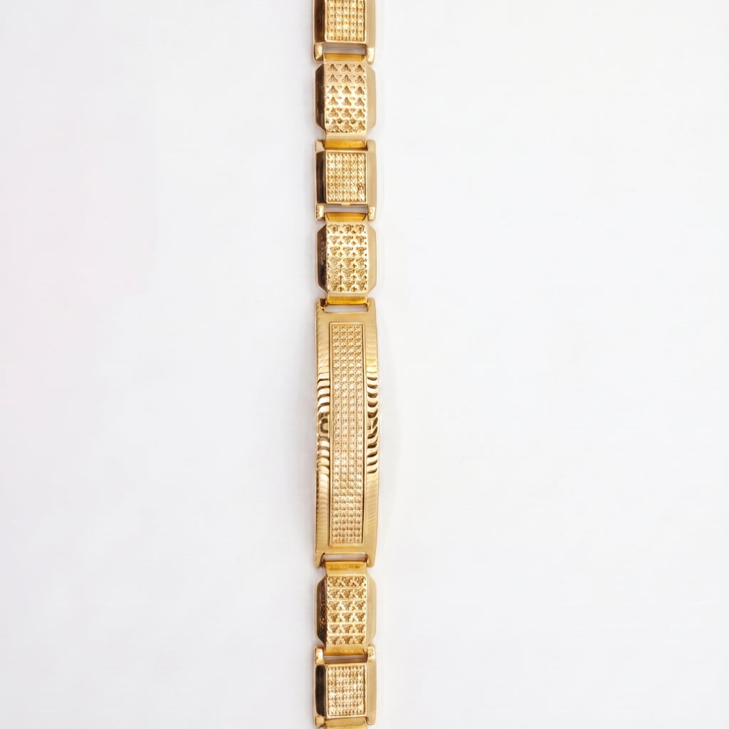 Gold Pyramid Stud Pave Centre Link Bracelet â€” 18K Gold Vermeil