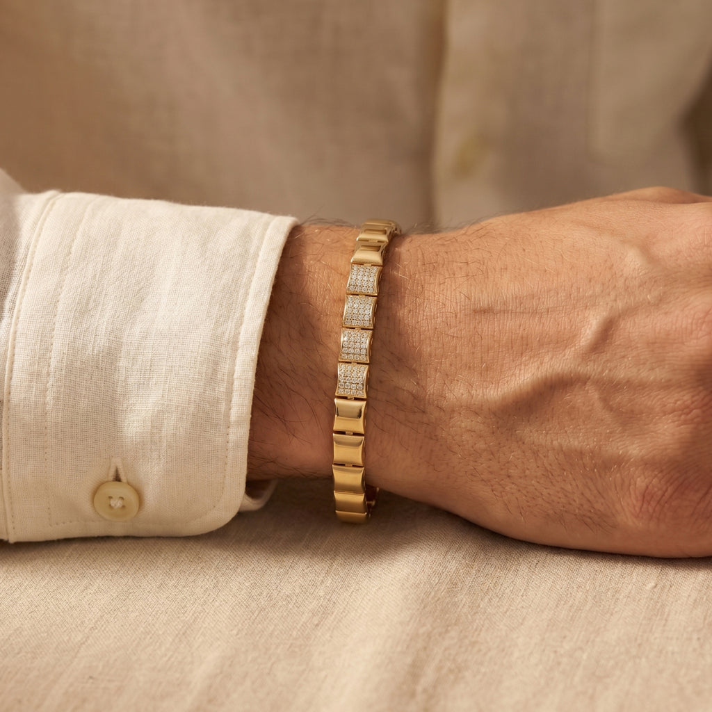 Gold Sunburst Engraved Pave Centre Tennis Bracelet â€” 18K Gold Vermeil