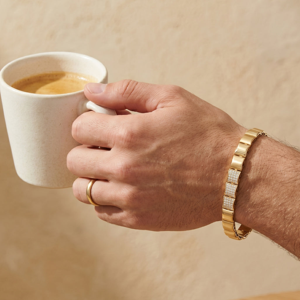 Gold Sunburst Engraved Pave Centre Tennis Bracelet â€” 18K Gold Vermeil
