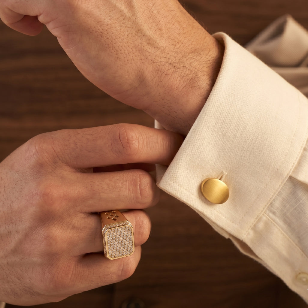 Full Pave Octagonal Diamond-Cut Signet Ring 18k gold vermeil