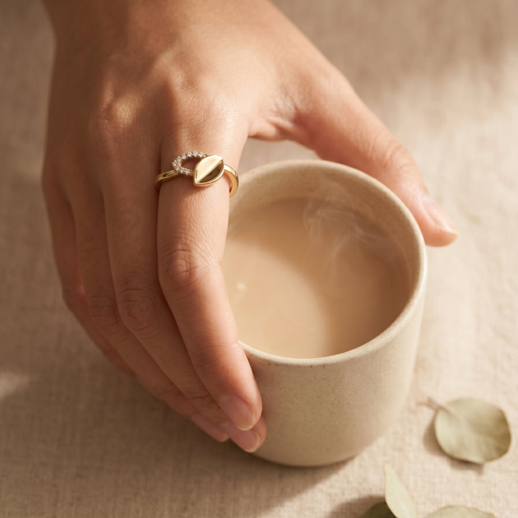 Leaf Signet Pave Hoop Ring