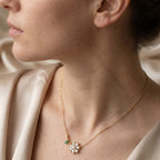 Pearl Centre Daisy Stem Necklace 18k gold vermeil