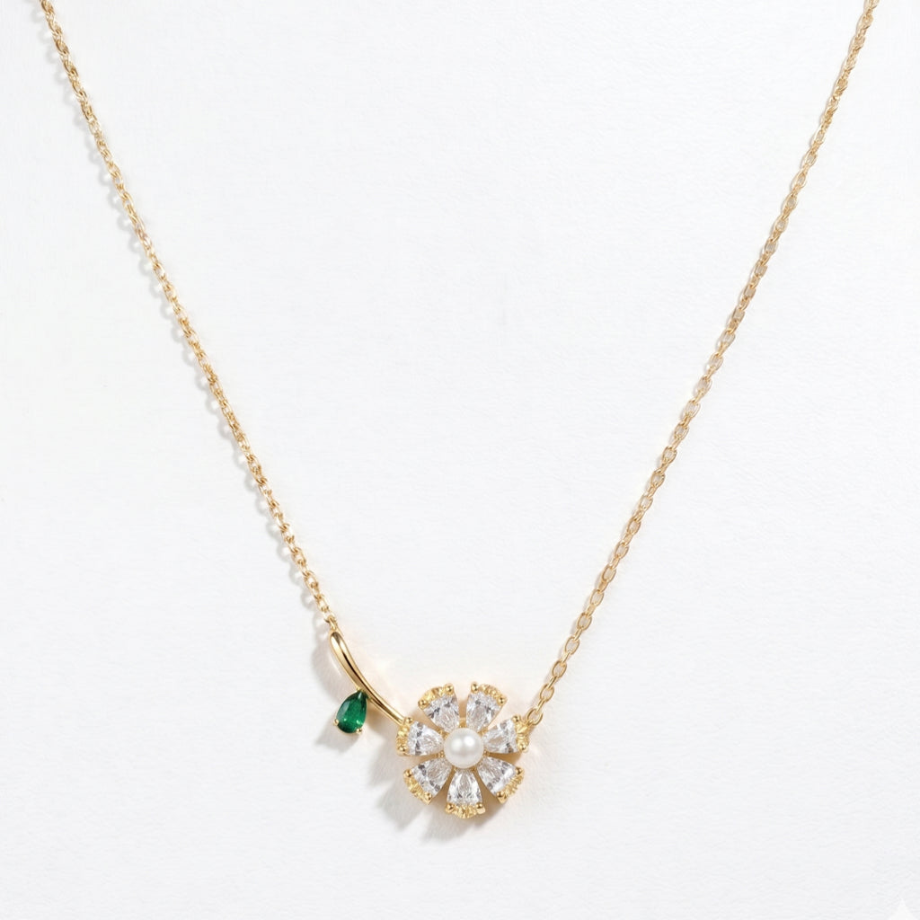 Pearl Centre Daisy Stem Necklace 18k gold vermeil