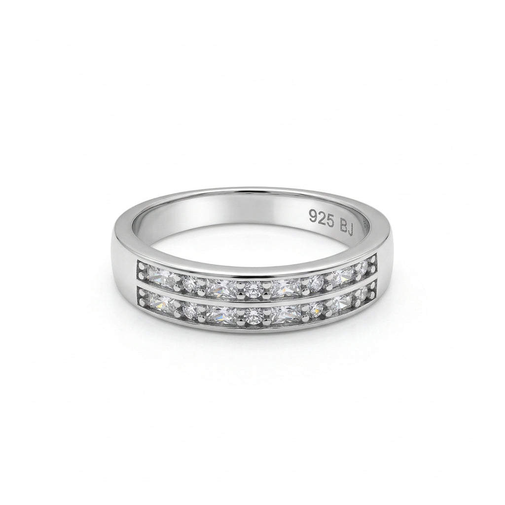 Grid Ring â€“ 925 Silver Channel Band