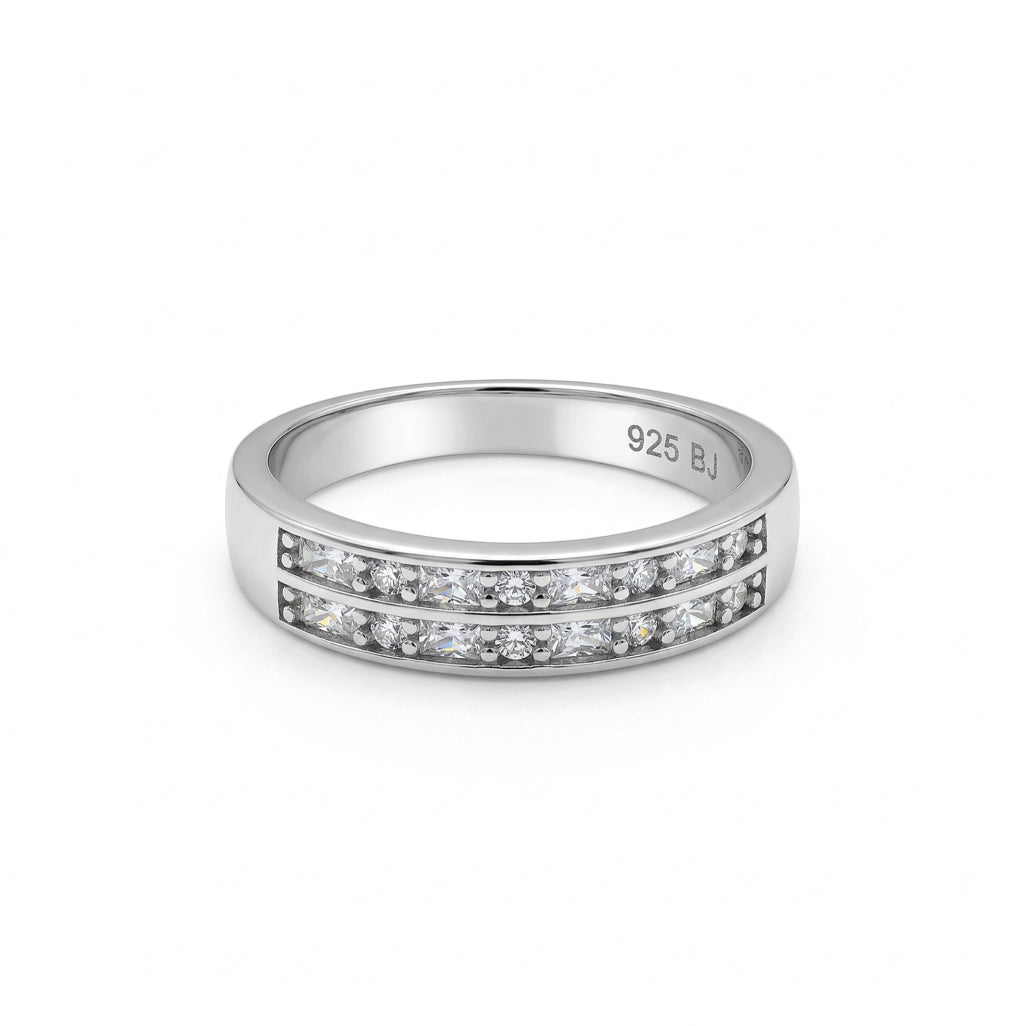 Grid Ring â€“ 925 Silver Channel Band