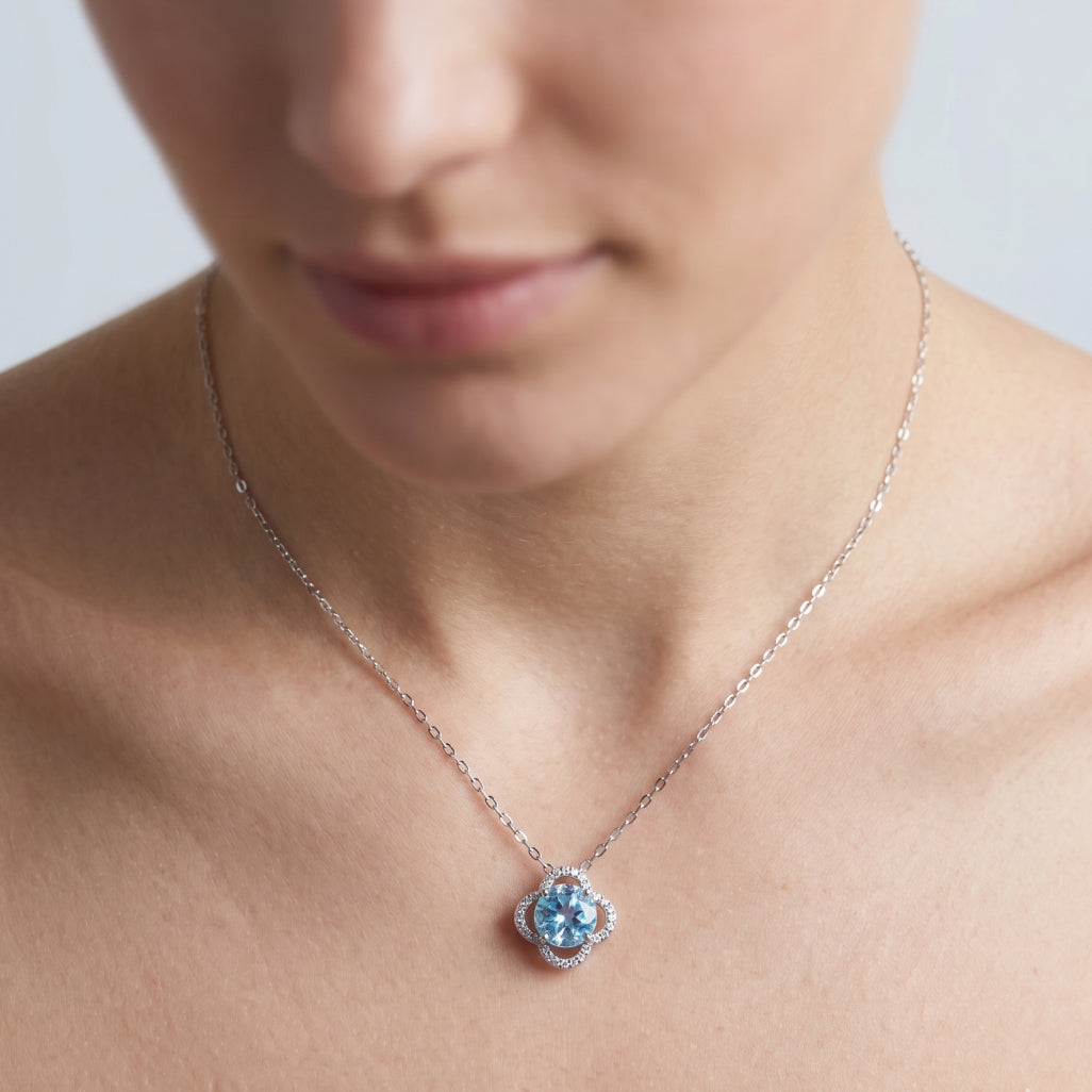 Ice Clover Necklace