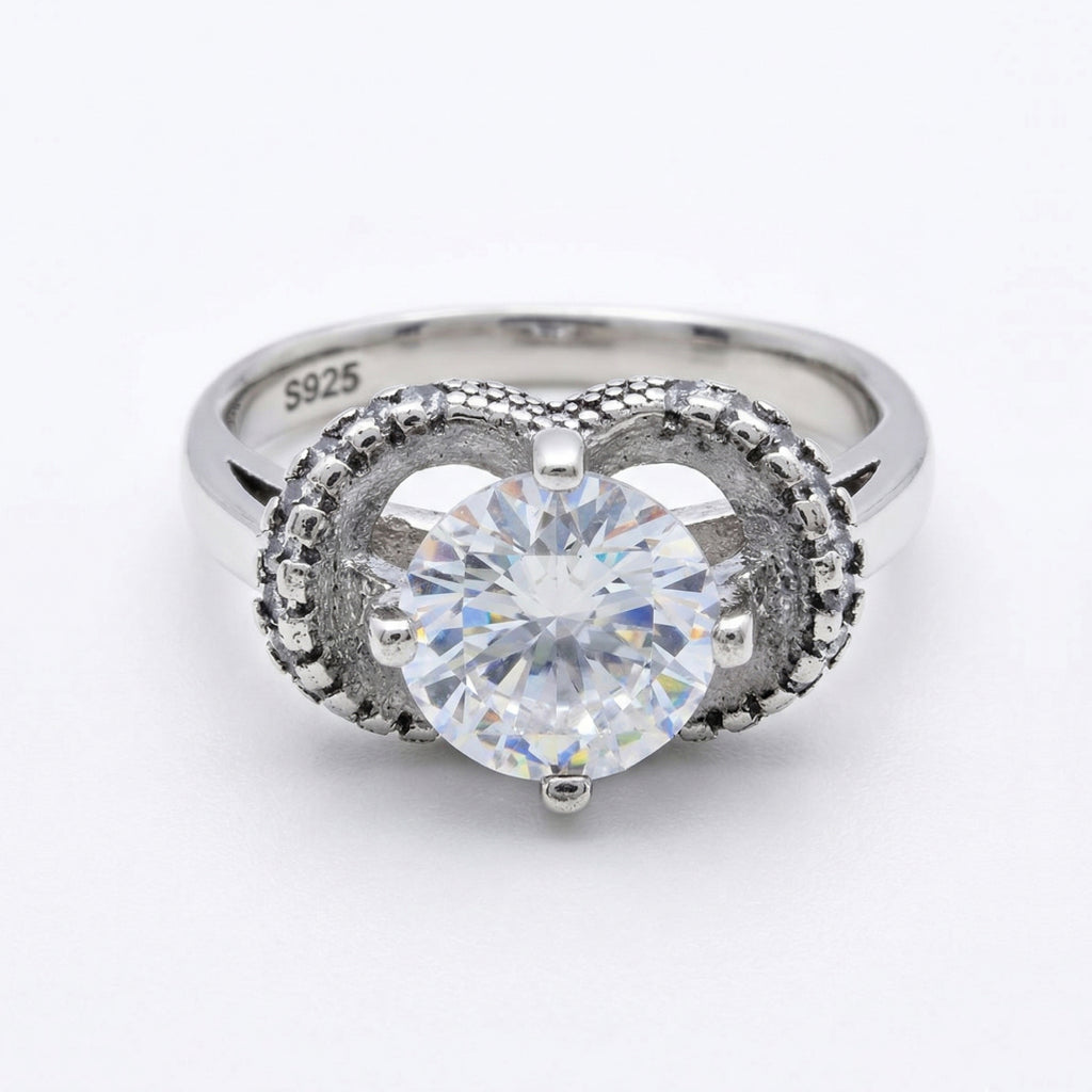 Old Money Ring â€“ 925 Oxidised Silver Halo