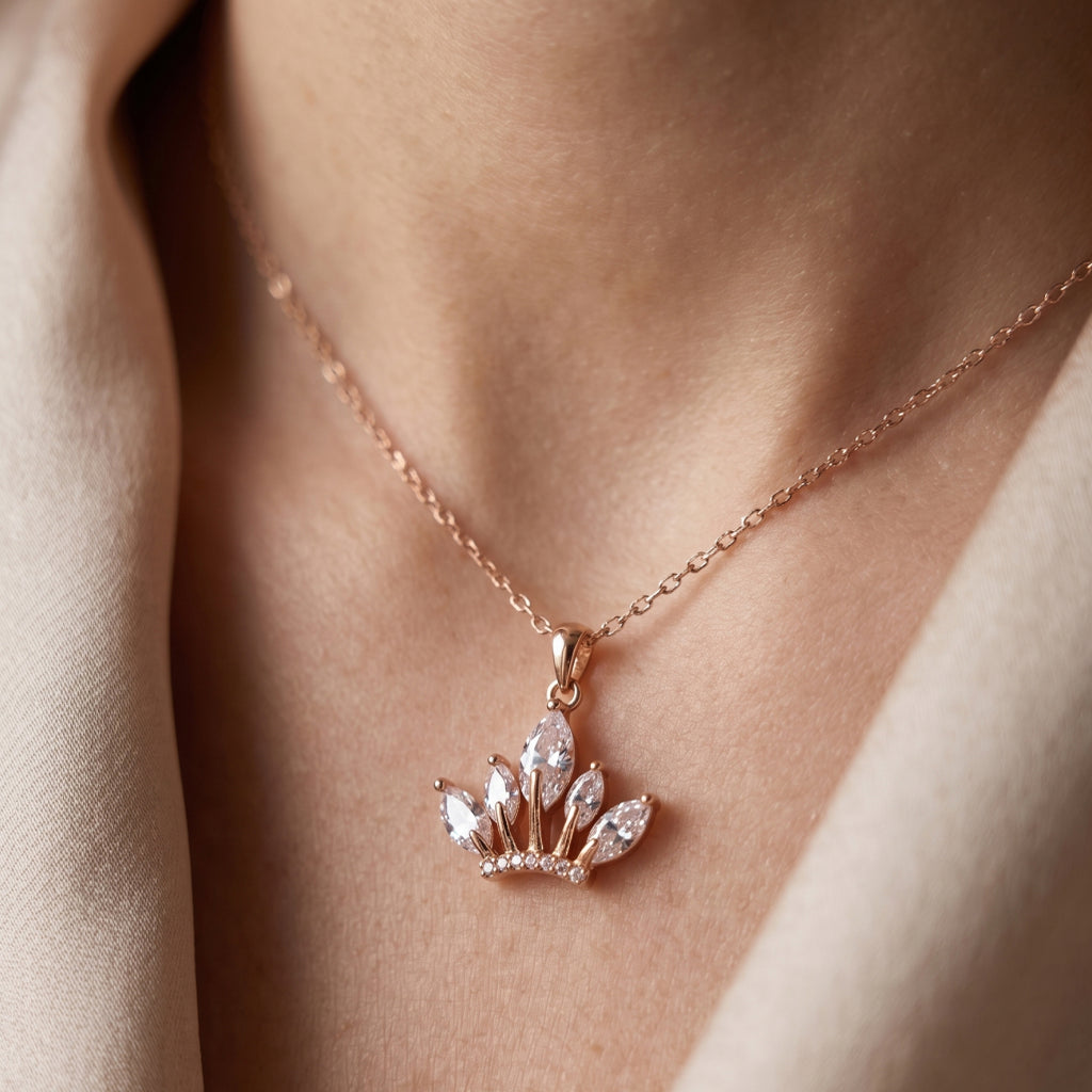 The Crown Necklace
