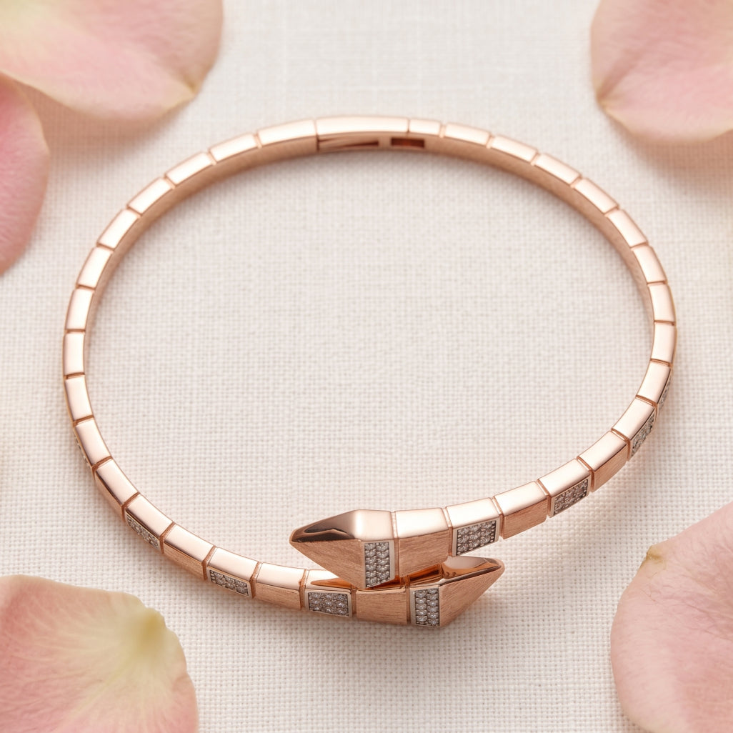 Lock & Stone Chain