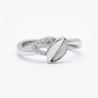 Teardrop Frame Stone Ring