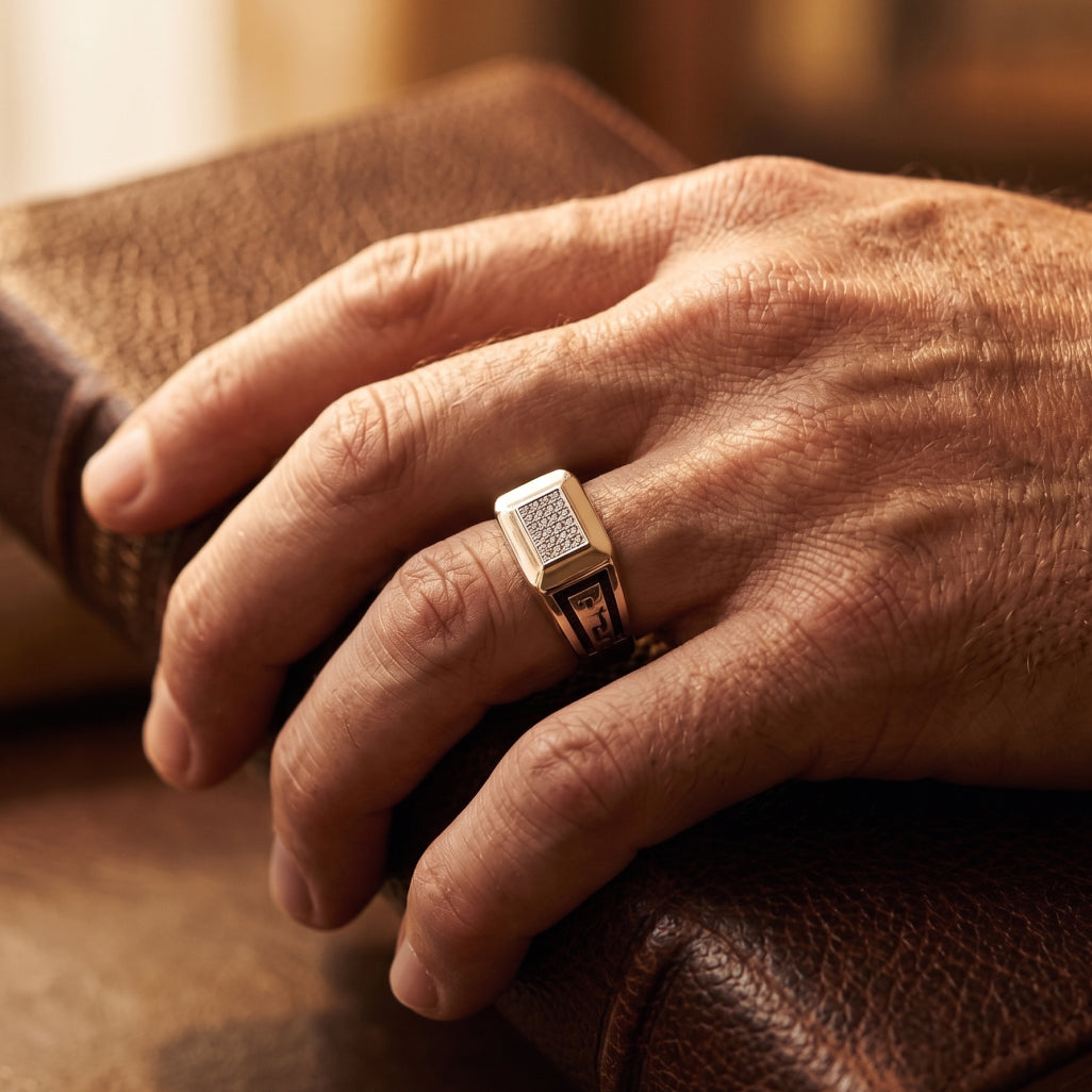 Stone Bar Onyx Signet Ring