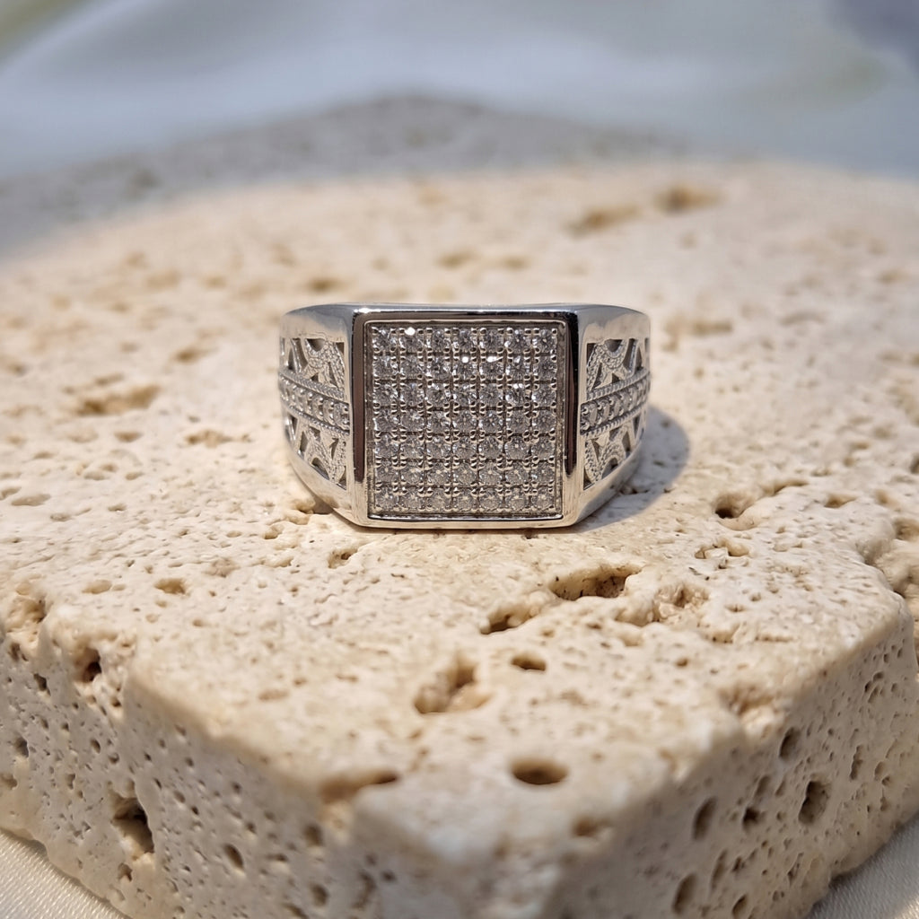 Scroll Shoulder Stone Signet Ring
