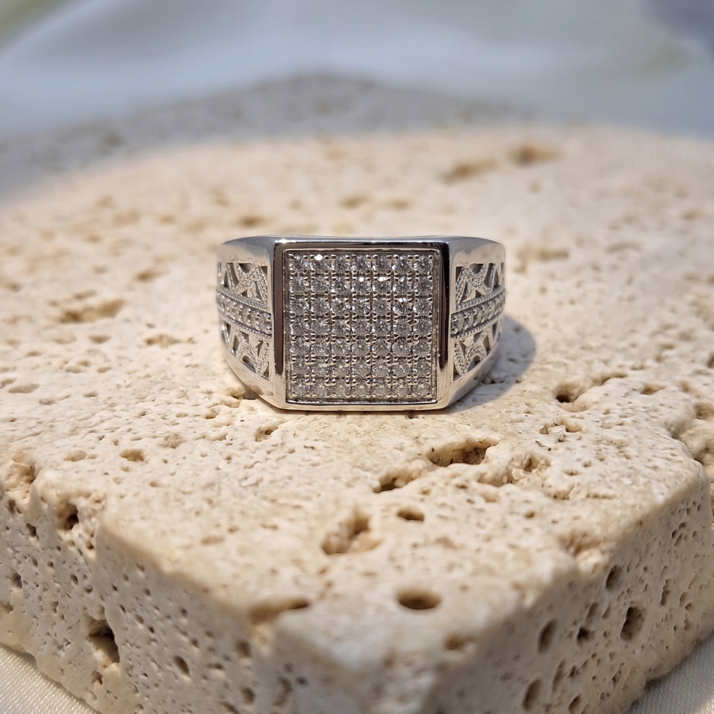 Scroll Shoulder Stone Signet Ring