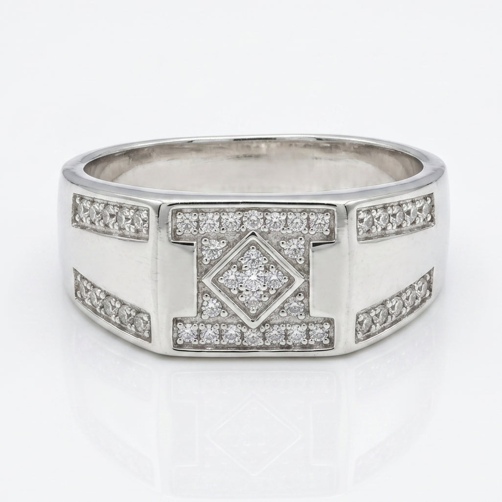 Diamond Frame Command Ring
