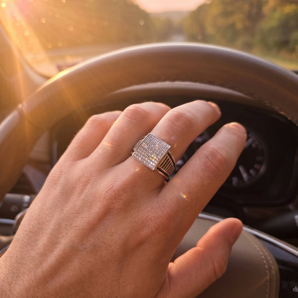 Grid Fence Signet Ring